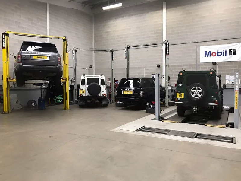 Land Rover Services Mitsiland